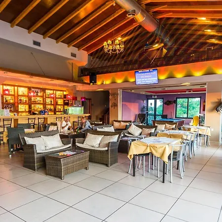 Costas 2* Kalamaki (Zakynthos)